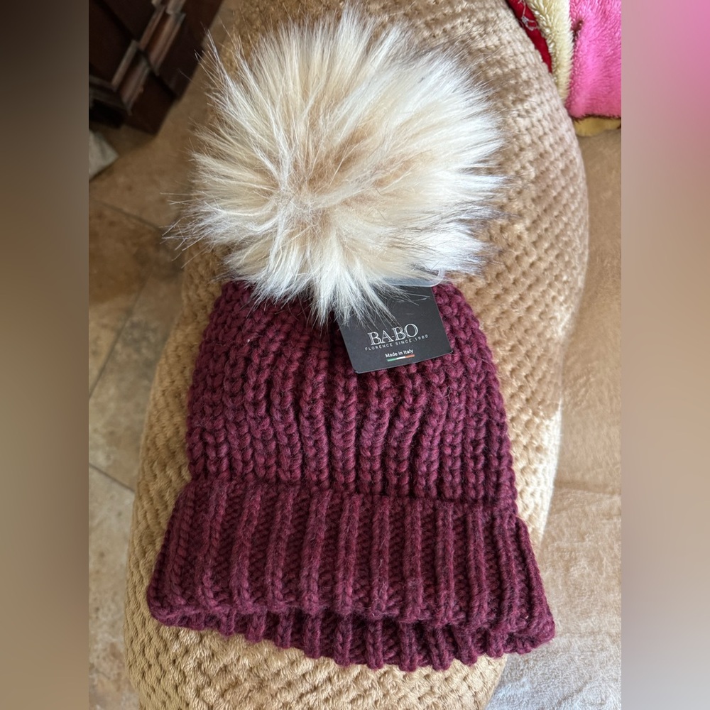Adult Made In Italy BABO Burgundy Knit Pom-Pom Hat. New with Tags